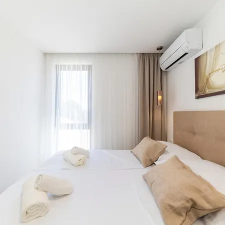 아파트 Porto Sole By Belmont Realty *